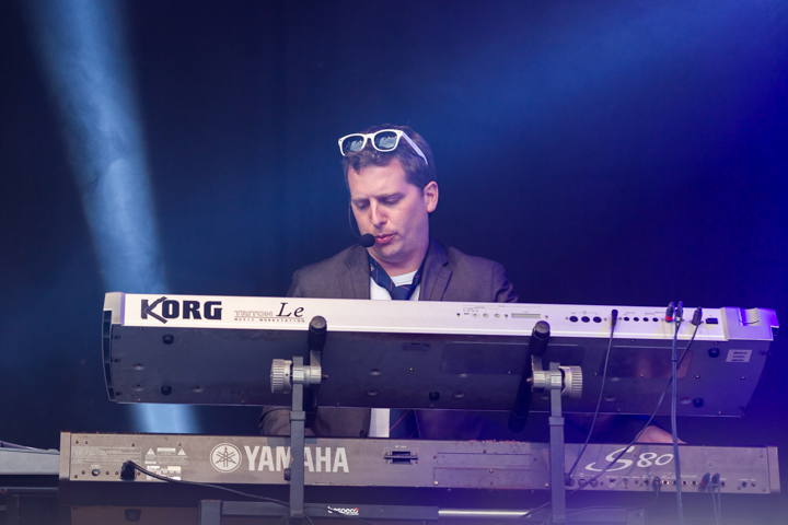 Claude Cologne @ Kanaalfeesten Dag 1 - Willebroek, picture 8, photographed by Guy Danneels - FrontView Magazine