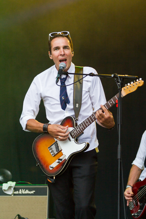 Claude Cologne @ Kanaalfeesten Dag 1 - Willebroek, picture 78, photographed by Guy Danneels - FrontView Magazine