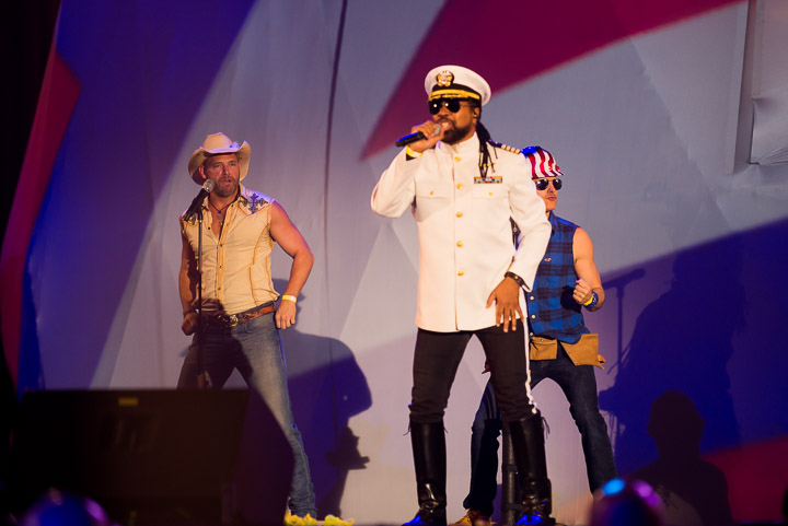 De Foute Party 2014 : Artiesten at Flanders Expo, picture 35, photographed by Jonas Wallecan - FrontView Magazine