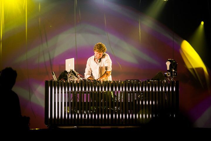 De Foute Party 2014 : Artiesten at Flanders Expo, picture 41, photographed by Jonas Wallecan - FrontView Magazine