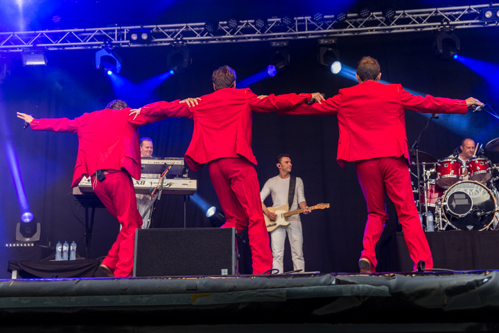 De Romeo's @ Kanaalfeesten Dag 1 - Willebroek, picture 22, photographed by Guy Danneels - FrontView Magazine