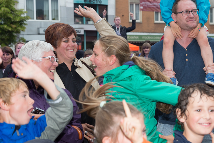Sfeer & Publieksfoto's @ Kanaalfeesten Dag 1 - Willebroek, foto 28, foto's door Guy Danneels - FrontView Magazine