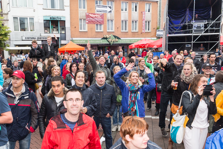 Sfeer & Publieksfoto's @ Kanaalfeesten Dag 1 - Willebroek, foto 29, foto's door Guy Danneels - FrontView Magazine