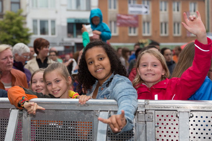 Sfeer & Publieksfoto's @ Kanaalfeesten Dag 1 - Willebroek, foto 42, foto's door Guy Danneels - FrontView Magazine
