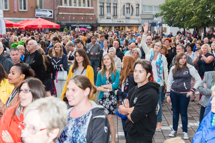 Sfeer & Publieksfoto's @ Kanaalfeesten Dag 1 - Willebroek, foto 88, foto's door Guy Danneels - FrontView Magazine