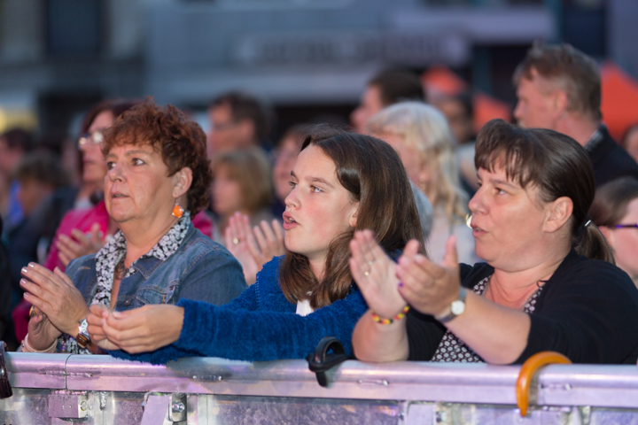 Sfeer & Publieksfoto's @ Kanaalfeesten Dag 1 - Willebroek, foto 100, foto's door Guy Danneels - FrontView Magazine