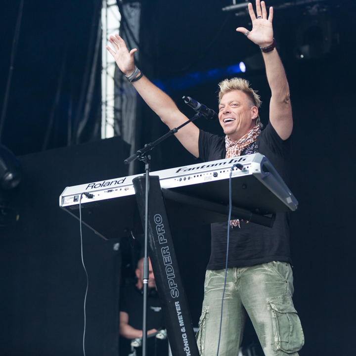 2 Fabiola @ Kanaalfeesten Dag 2 - Willebroek, picture 2, photographed by Guy Danneels - FrontView Magazine