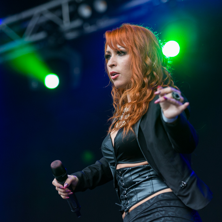 2 Fabiola @ Kanaalfeesten Dag 2 - Willebroek, picture 35, photographed by Guy Danneels - FrontView Magazine