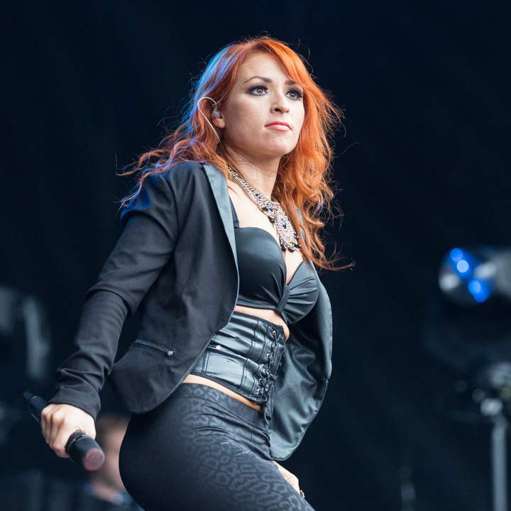 2 Fabiola @ Kanaalfeesten Dag 2 - Willebroek, picture 45, photographed by Guy Danneels - FrontView Magazine