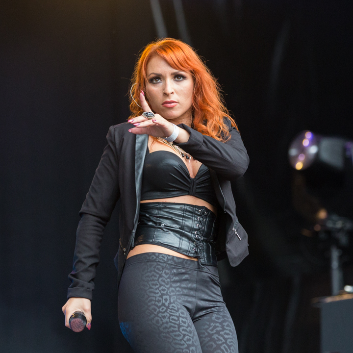2 Fabiola @ Kanaalfeesten Dag 2 - Willebroek, picture 47, photographed by Guy Danneels - FrontView Magazine