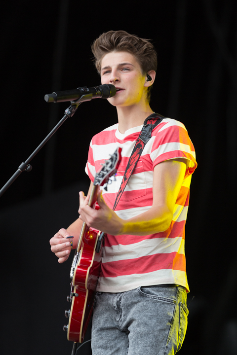 Bandits @ Kanaalfeesten Dag 2 - Willebroek, picture 6, photographed by Guy Danneels - FrontView Magazine