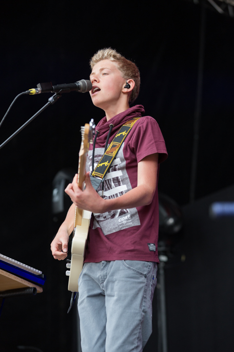Bandits @ Kanaalfeesten Dag 2 - Willebroek, picture 11, photographed by Guy Danneels - FrontView Magazine