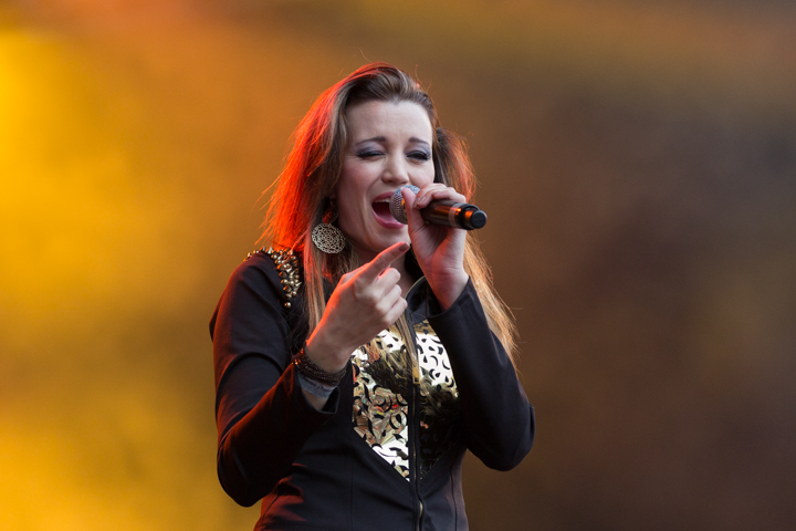 Nadine @ Kanaalfeesten Dag 2 - Willebroek, foto 26, foto's door Guy Danneels - FrontView Magazine