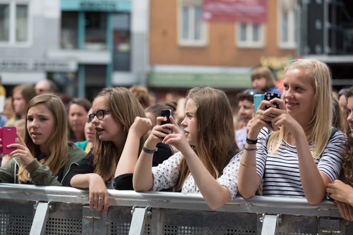 Sfeer & Publieksfoto's @ Kanaalfeesten Dag 2 - Willebroek, picture 5, photographed by Guy Danneels - FrontView Magazine