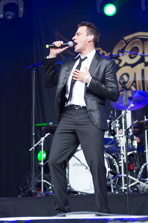 Soulbrothers @ Kanaalfeesten Dag 2 - Willebroek, picture 5, photographed by Guy Danneels - FrontView Magazine