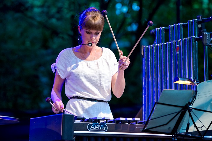 Daan @ Openluchttheater Rivierenhof, picture 2, photographed by Marc Verdonck - FrontView Magazine