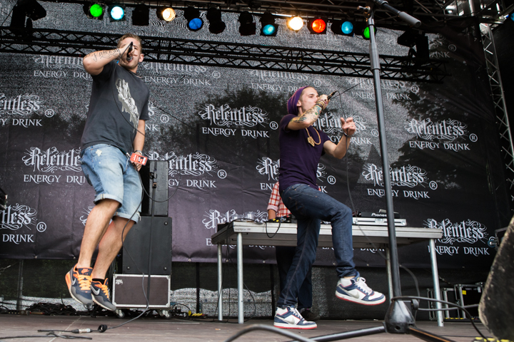 257ers @ Vainstream Rockfest 2014, picture 3, photographed by Dorien Goetschalckx - FrontView Magazine