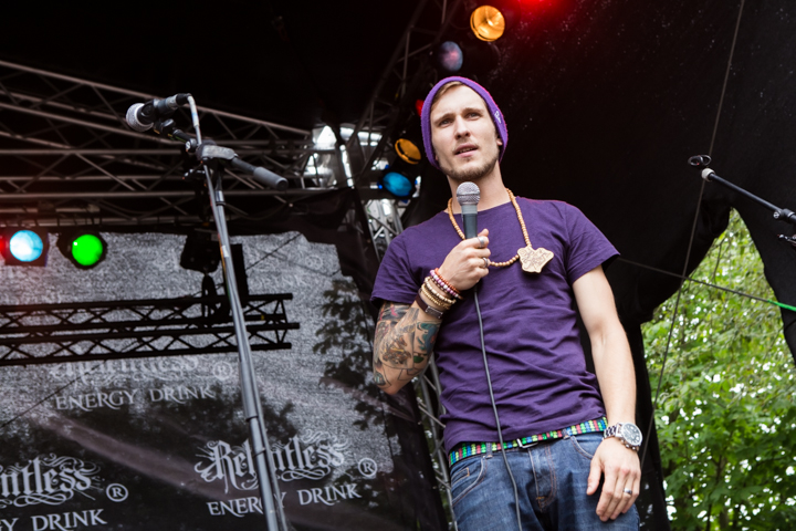 257ers @ Vainstream Rockfest 2014, picture 5, photographed by Dorien Goetschalckx - FrontView Magazine