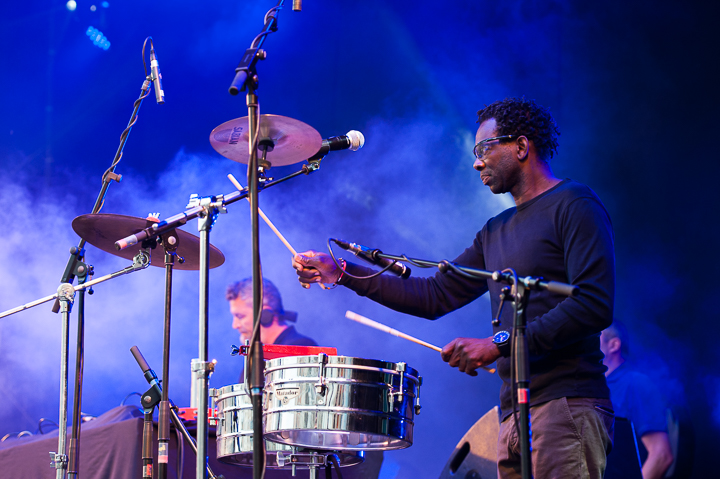 Buscemi @ Marktrock Dendermonde, foto 5, foto's door Davy Vissers - FrontView Magazine