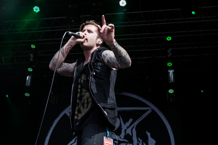 Bury Tomorrow @ Vainstream Rockfest 2014, picture 3, photographed by Dorien Goetschalckx - FrontView Magazine