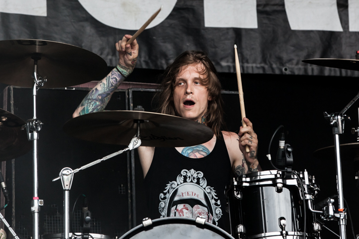 Emmure @ Vainstream Rockfest 2014, picture 4, photographed by Dorien Goetschalckx - FrontView Magazine