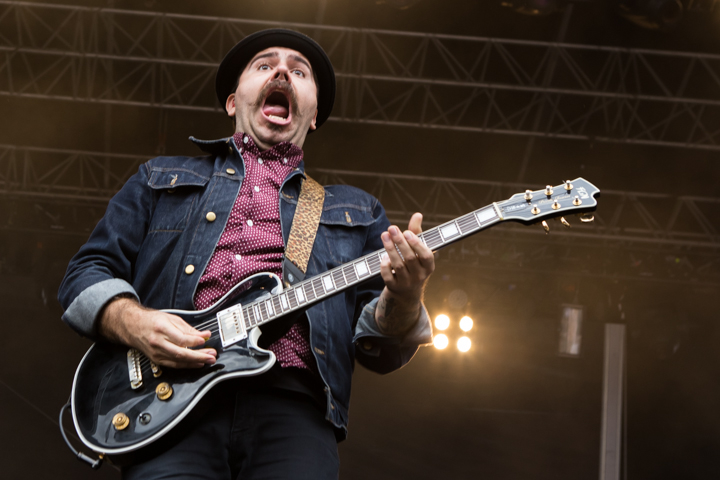Silverstein @ Vainstream Rockfest 2014, picture 11, photographed by Dorien Goetschalckx - FrontView Magazine