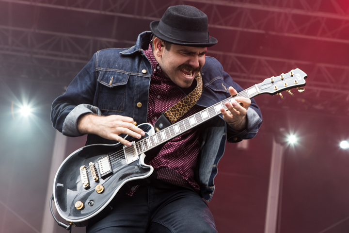 Silverstein @ Vainstream Rockfest 2014, picture 15, photographed by Dorien Goetschalckx - FrontView Magazine