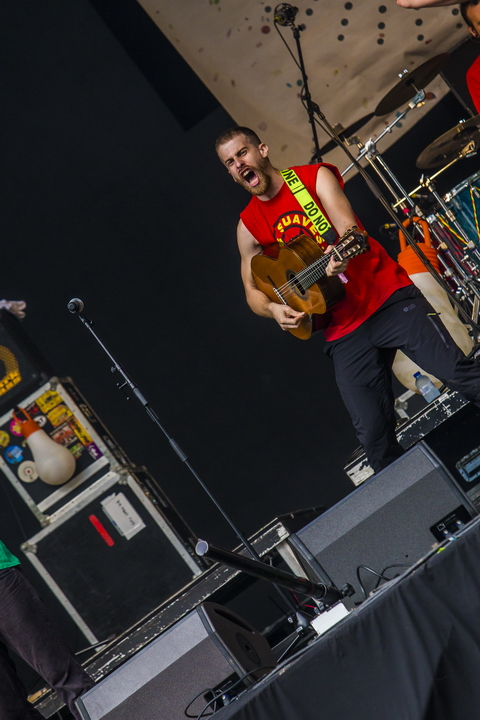 Les Ardentes Editie 2014 - donderdag, foto 34, foto's door sven dullaert - FrontView Magazine