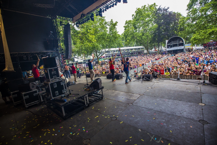 Les Ardentes Editie 2014 - donderdag, foto 44, foto's door sven dullaert - FrontView Magazine
