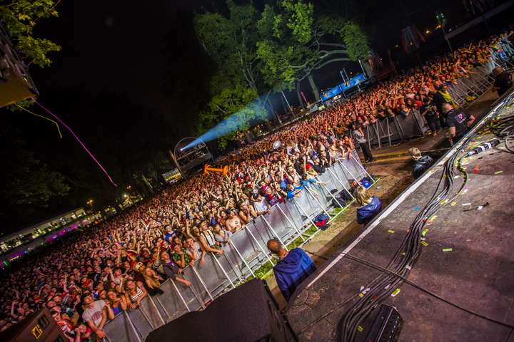 Les Ardentes Editie 2014 - donderdag, foto 82, foto's door sven dullaert - FrontView Magazine
