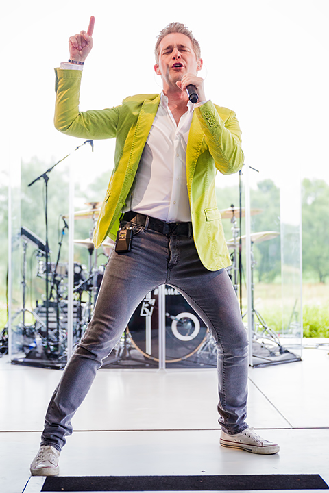 Christoff - CD-voorstelling Altijd Onderweg @ AED Studios Lint, picture 19, photographed by Elke Briers - FrontView Magazine