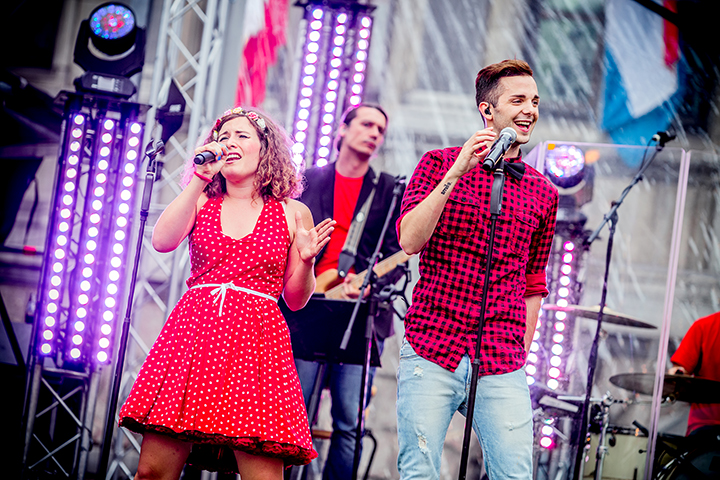 KetnetBand & Slongs Dievanongs @ Grote Markt Antwerpen, picture 12, photographed by Elke Briers - FrontView Magazine