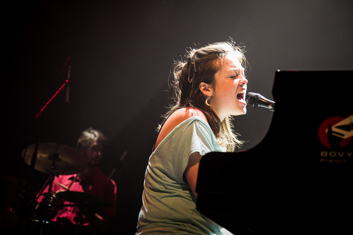 Mathilde Renault @ Les Ardentes 2014, picture 3, photographed by Tom Stessens - FrontView Magazine