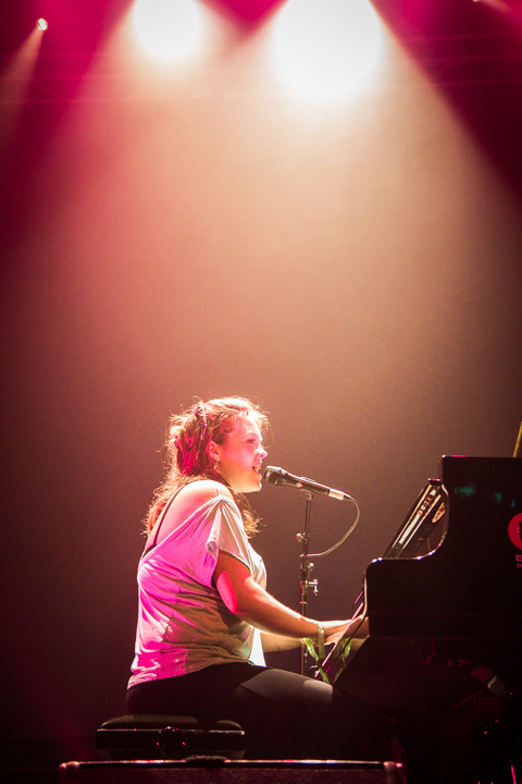 Mathilde Renault @ Les Ardentes 2014, picture 8, photographed by Tom Stessens - FrontView Magazine