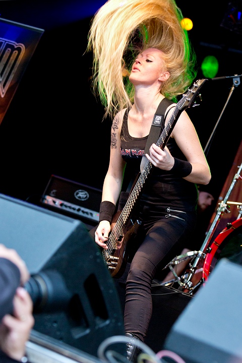 Izegrim @ Antwerp Metal Fest, picture 3, photographed by Marc Verdonck - FrontView Magazine