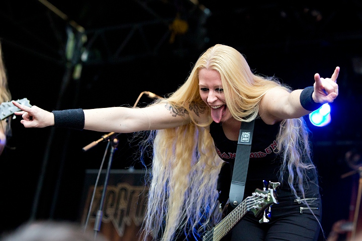 Izegrim @ Antwerp Metal Fest, picture 12, photographed by Marc Verdonck - FrontView Magazine