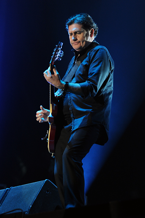 Simple Minds @ Bospop, foto 18, foto's door Paul Nouwen - FrontView Magazine