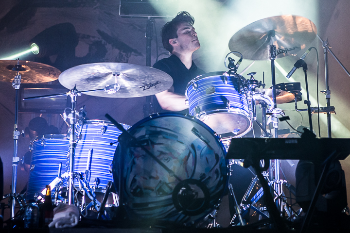 White Lies @ Rock Zottegem 2014, foto 9, foto's door Dorien Goetschalckx - FrontView Magazine