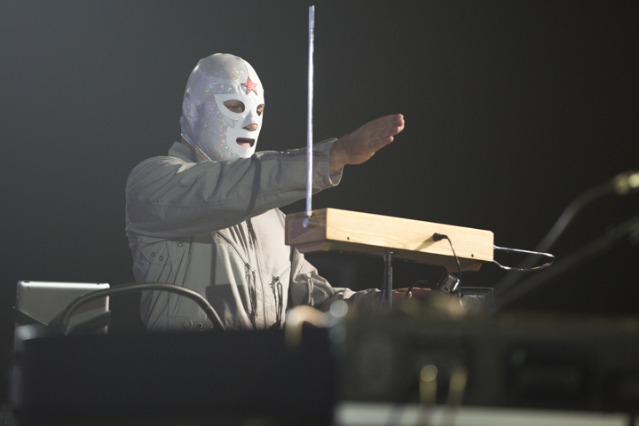 Cascadeur @ Les Ardentes, picture 2, photographed by FrontView Magazine