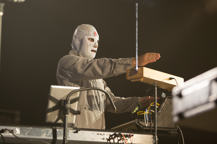 Cascadeur @ Les Ardentes, picture 12, photographed by FrontView Magazine
