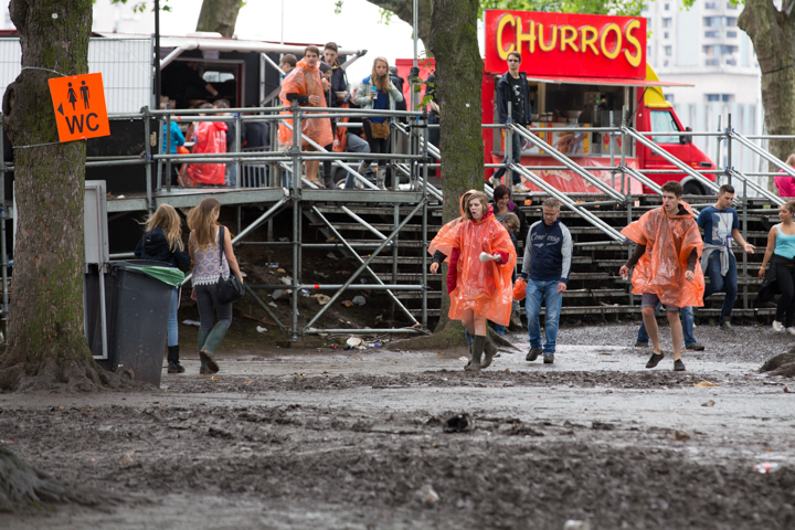 Delv!s @ Les Ardentes, picture 31, photographed by FrontView Magazine