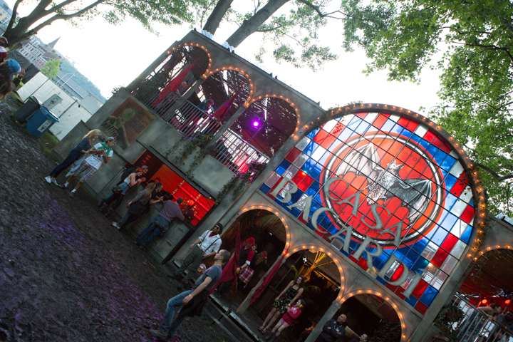 Les Ardentes zondag @ Les Ardentes, picture 3, photographed by FrontView Magazine