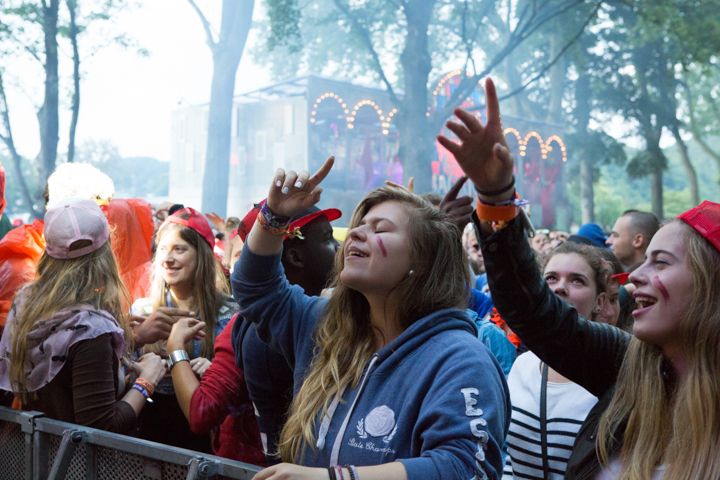 Les Ardentes zondag @ Les Ardentes, picture 8, photographed by FrontView Magazine