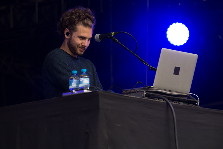 Milky Chance @ Les Ardentes, picture 8, photographed by FrontView Magazine