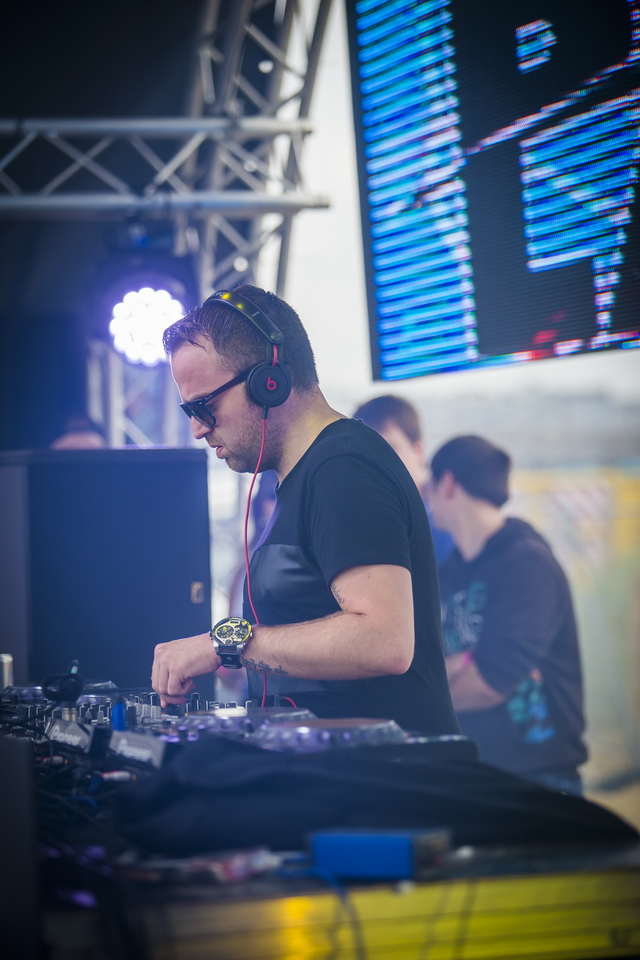 Beachland 2014 @ Strand Blankenberge, picture 26, photographed by sven dullaert - FrontView Magazine