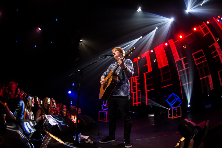 Ed Sheeran @ de Qube, picture 11, photographed by Dorien Goetschalckx - FrontView Magazine