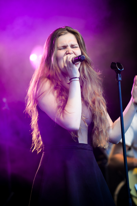 Billie Leyers @ Palm Parkies Kapellen, picture 2, photographed by FrontView Magazine