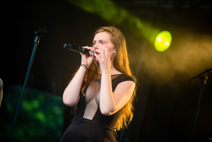 Billie Leyers @ Palm Parkies Kapellen, picture 21, photographed by FrontView Magazine