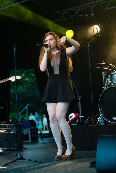 Billie Leyers @ Palm Parkies Kapellen, picture 22, photographed by FrontView Magazine