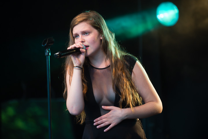 Billie Leyers @ Palm Parkies Kapellen, picture 28, photographed by FrontView Magazine